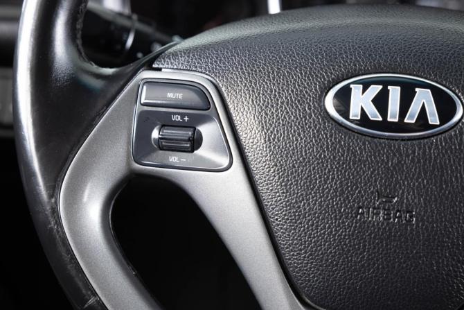 Kia Rio III Рестайлинг с пробегом 2016 года, цена 799 000 рублей, 183975 км, седан, Автокод Объявления