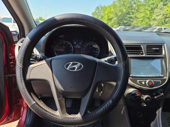Hyundai Solaris I с пробегом 2012 года, цена 630 000 рублей, 151403 км, седан, Автокод Объявления