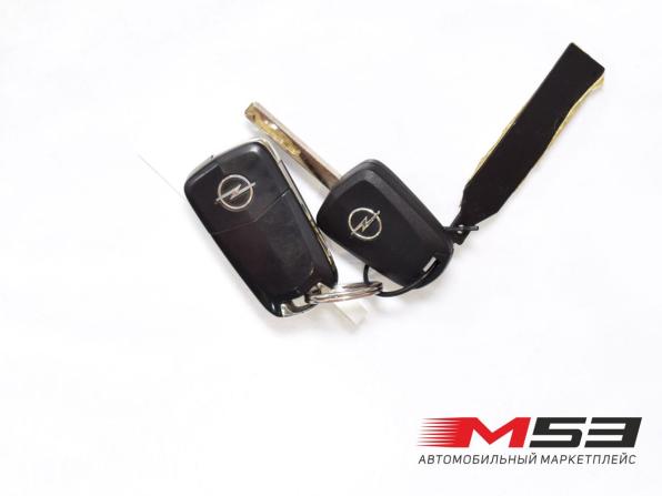 Opel Zafira B Рестайлинг с пробегом 2012 года, цена 654 999 рублей, 180765 км, компактвэн, Автокод Объявления