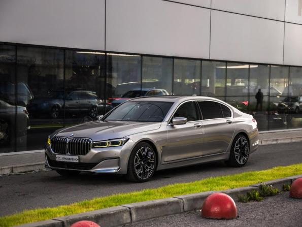 BMW 7 серии VI (G11/G12) Рестайлинг с пробегом 2020 года, цена 4 599 000 рублей, 156491 км, седан, Автокод Объявления