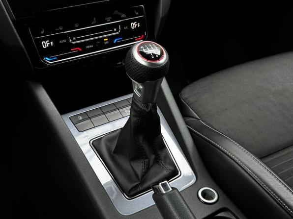 Skoda Octavia III (A7) Рестайлинг с пробегом 2020 года, цена 2 059 000 рублей, 93578 км, лифтбек, Автокод Объявления
