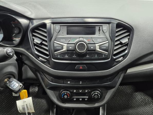Lada (ВАЗ) Vesta I с пробегом 2018 года, цена 1 019 000 рублей, 53000 км, седан, Автокод Объявления