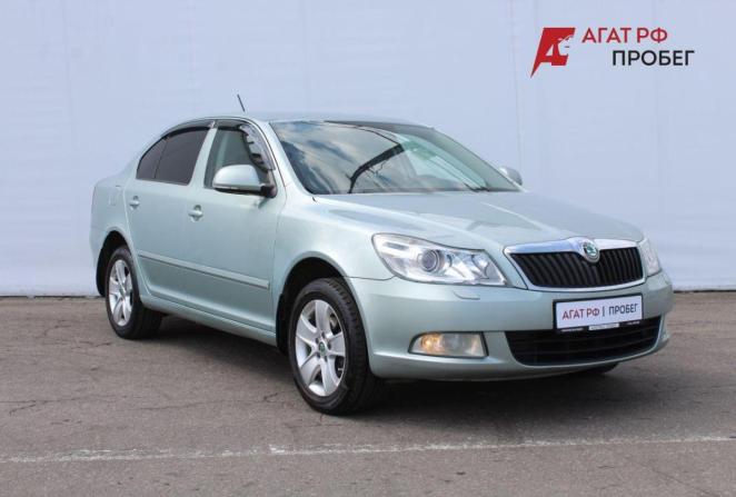 Skoda Octavia II (A5) Рестайлинг с пробегом 2012 года, цена 900 000 рублей, 165182 км, лифтбек, Автокод Объявления