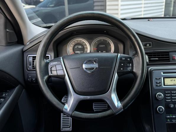 Volvo XC70 II с пробегом 2011 года, цена 1 690 000 рублей, 171695 км, универсал, Автокод Объявления