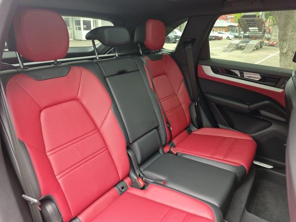 Porsche Cayenne III Рестайлинг с пробегом 2024 года, цена 16 800 000 рублей, 26468 км, внедорожник, Автокод Объявления
