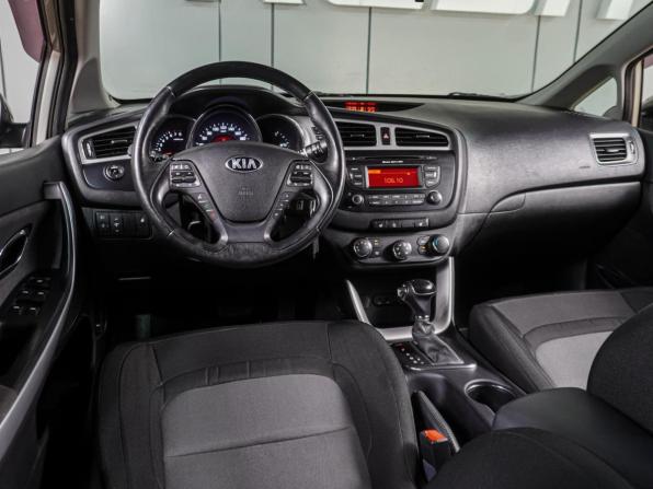 Kia Ceed II с пробегом 2014 года, цена 1 349 000 рублей, 89762 км, универсал, Автокод Объявления
