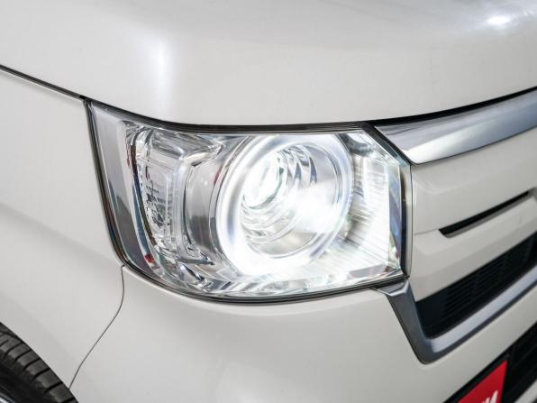 Honda N-BOX II с пробегом 2018 года, цена 775 000 рублей, 93564 км, микровэн, Автокод Объявления