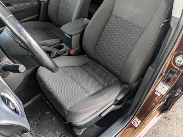 Toyota Corolla XI (E160 E170 E180) Рестайлинг 1 с пробегом 2018 года, цена 1 750 000 рублей, 107942 км, седан, Автокод Объявления