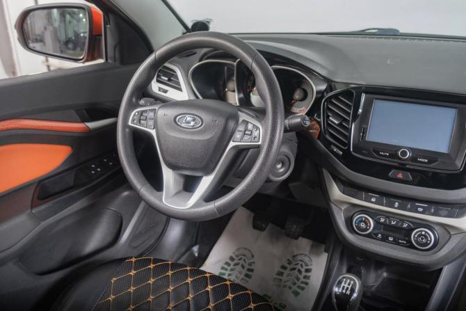 Lada (ВАЗ) Vesta I с пробегом 2019 года, цена 999 000 рублей, 111500 км, седан, Автокод Объявления