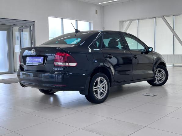 Volkswagen Polo V Рестайлинг с пробегом 2019 года, цена 1 630 000 рублей, 57888 км, седан, Автокод Объявления