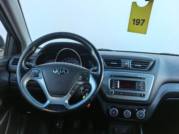Kia Rio III Рестайлинг с пробегом 2016 года, цена 760 000 рублей, 160000 км, хэтчбек, Автокод Объявления