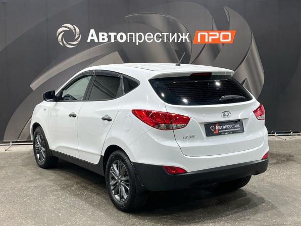 Hyundai ix35 I Рестайлинг с пробегом 2014 года, цена 1 220 000 рублей, 111878 км, внедорожник, Автокод Объявления