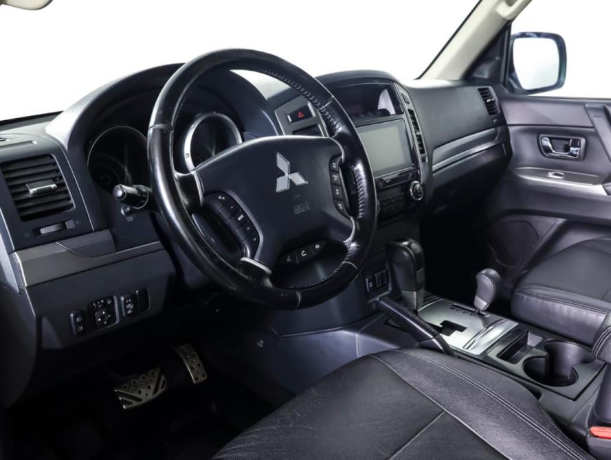 Mitsubishi Pajero IV Рестайлинг 2 Москва  - изображение 15