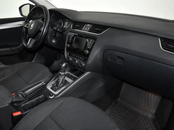 Skoda Octavia III (A7) с пробегом 2014 года, цена 880 000 рублей, 153118 км, лифтбек, Автокод Объявления