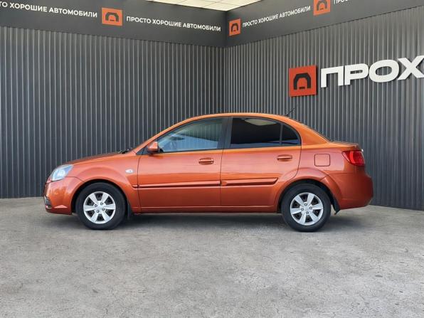 Kia Rio II Рестайлинг с пробегом 2010 года, цена 437 000 рублей, 202948 км, седан, Автокод Объявления