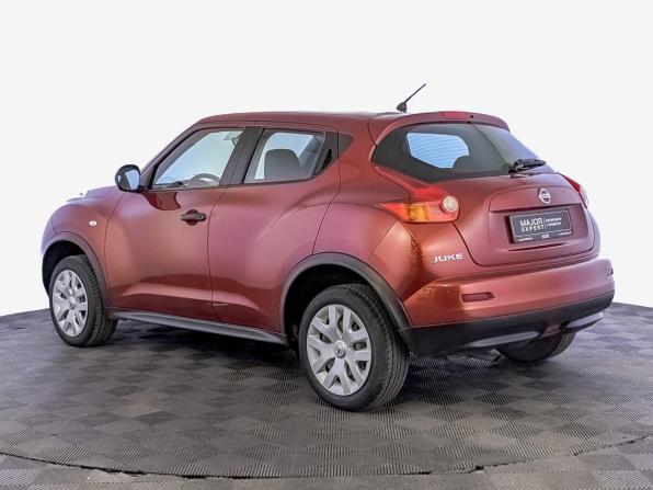 Nissan Juke I с пробегом 2014 года, цена 1 050 000 рублей, 95156 км, внедорожник, Автокод Объявления