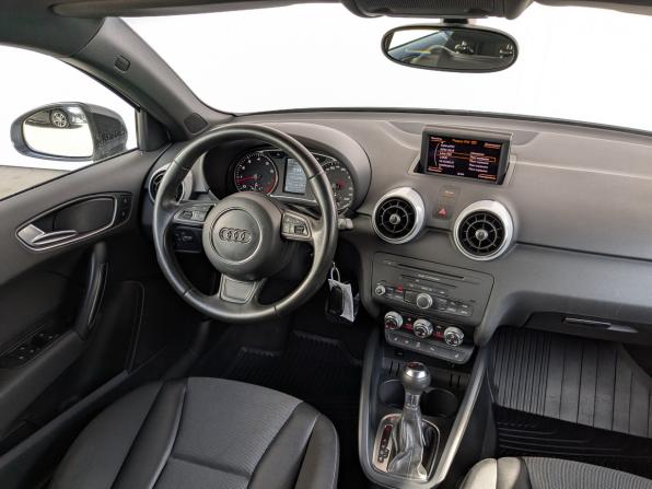 Audi A1 I (8X) с пробегом 2012 года, цена 1 230 000 рублей, 47550 км, хэтчбек, Автокод Объявления