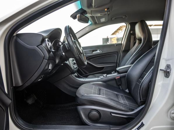 Mercedes-Benz GLA I (X156) с пробегом 2015 года, цена 1 878 000 рублей, 102786 км, внедорожник, Автокод Объявления