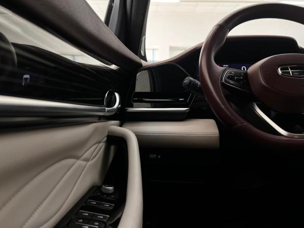 Geely Monjaro I с пробегом 2022 года, цена 2 650 000 рублей, 106250 км, внедорожник, Автокод Объявления