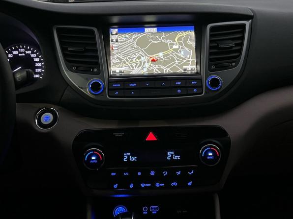 Hyundai Tucson III с пробегом 2017 года, цена 1 999 999 рублей, 190871 км, внедорожник, Автокод Объявления