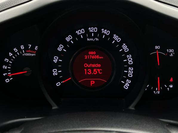 Kia Sportage III с пробегом 2013 года, цена 1 190 000 рублей, 217605 км, внедорожник, Автокод Объявления