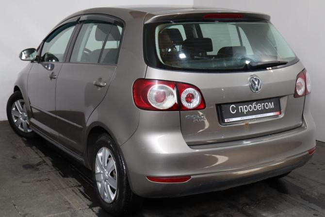 Volkswagen Golf Plus II с пробегом 2012 года, цена 499 000 рублей, 203000 км, хэтчбек, Автокод Объявления