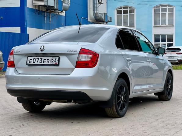 Skoda Rapid I с пробегом 2015 года, цена 1 099 000 рублей, 91296 км, лифтбек, Автокод Объявления
