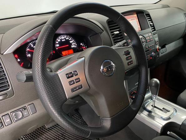 Nissan Pathfinder III Рестайлинг с пробегом 2011 года, цена 1 419 000 рублей, 243045 км, внедорожник, Автокод Объявления