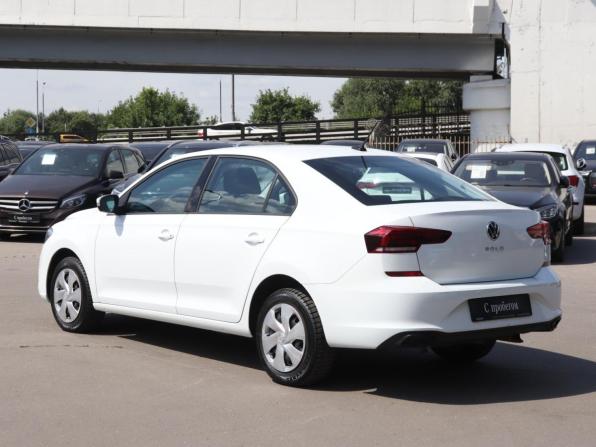 Volkswagen Polo VI с пробегом 2022 года, цена 1 644 000 рублей, 32666 км, лифтбек, Автокод Объявления