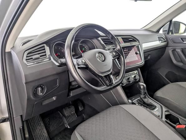 Volkswagen Tiguan II с пробегом 2020 года, цена 2 850 000 рублей, 66373 км, внедорожник, Автокод Объявления