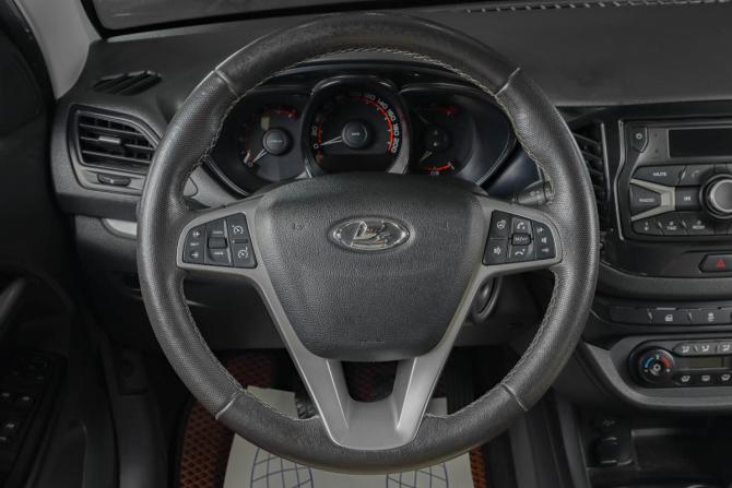 Lada (ВАЗ) Vesta I с пробегом 2021 года, цена 1 269 000 рублей, 67000 км, седан, Автокод Объявления