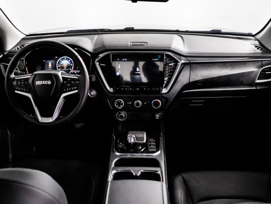 Isuzu D-Max III Москва  - изображение 11