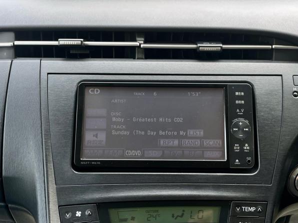 Toyota Prius III Рестайлинг (XW30) с пробегом 2012 года, цена 970 000 рублей, 217753 км, лифтбек, Автокод Объявления