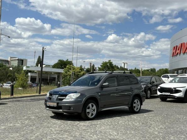 Mitsubishi Outlander I с пробегом 2006 года, цена 520 000 рублей, 323223 км, внедорожник, Автокод Объявления