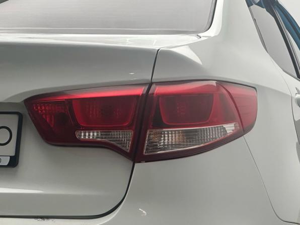 Kia Rio III Рестайлинг с пробегом 2015 года, цена 699 000 рублей, 232505 км, седан, Автокод Объявления