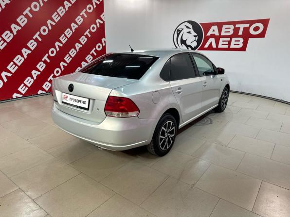 Volkswagen Polo V с пробегом 2011 года, цена 699 000 рублей, 236528 км, седан, Автокод Объявления