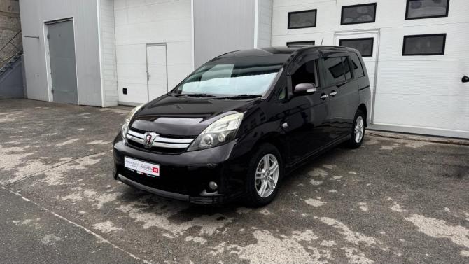 Toyota ISis I Рестайлинг с пробегом 2012 года, цена 1 352 100 рублей, 169484 км, минивэн, Автокод Объявления