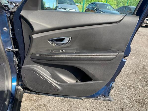 Renault Scenic IV с пробегом 2020 года, цена 1 695 000 рублей, 124973 км, минивэн, Автокод Объявления