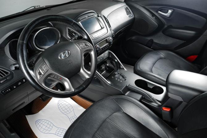 Hyundai ix35 I Рестайлинг с пробегом 2015 года, цена 1 599 000 рублей, 135000 км, внедорожник, Автокод Объявления