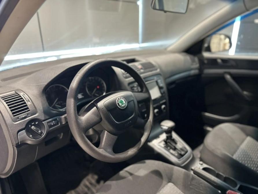 Skoda Octavia II (A5) Рестайлинг Новосибирск  - изображение 13