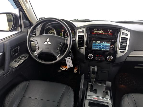 Mitsubishi Pajero IV Рестайлинг 2 с пробегом 2014 года, цена 2 300 000 рублей, 150492 км, внедорожник, Автокод Объявления