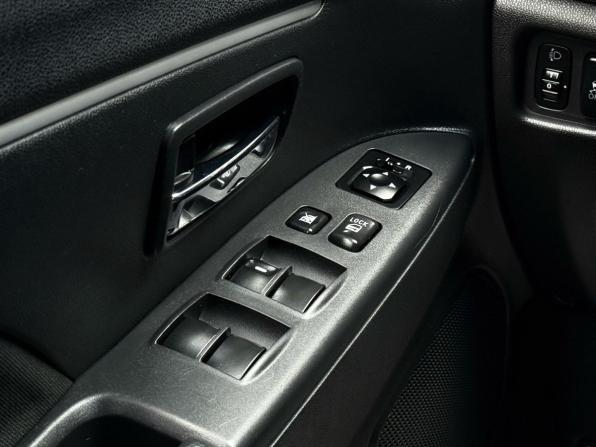 Mitsubishi ASX I с пробегом 2011 года, цена 1 199 000 рублей, 141800 км, внедорожник, Автокод Объявления