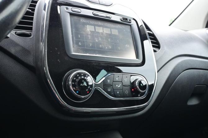 Renault Kaptur I с пробегом 2017 года, цена 1 355 000 рублей, 100427 км, внедорожник, Автокод Объявления