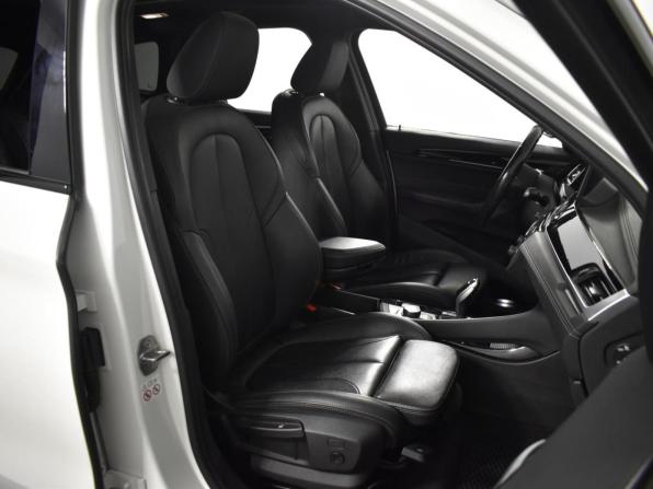 BMW X1 II (F48) Рестайлинг с пробегом 2019 года, цена 3 239 900 рублей, 58784 км, внедорожник, Автокод Объявления