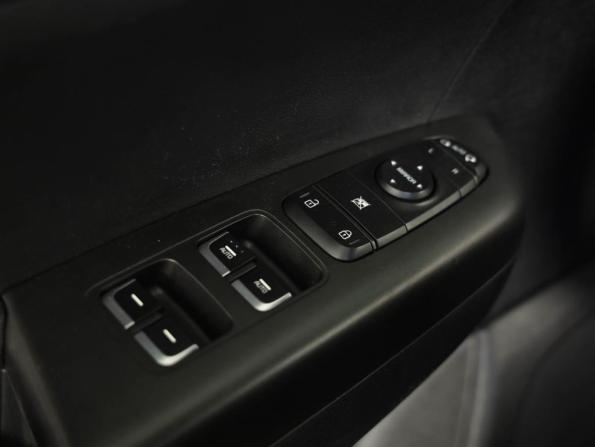 Kia Sportage IV Рестайлинг с пробегом 2021 года, цена 2 449 000 рублей, 99177 км, внедорожник, Автокод Объявления