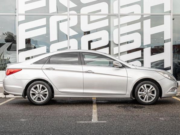 Hyundai Sonata VI (YF) с пробегом 2012 года, цена 1 330 000 рублей, 160041 км, седан, Автокод Объявления