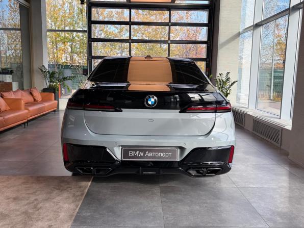 BMW 7 серии VII (G70) с пробегом 2023 года, цена 15 900 000 рублей, 14259 км, седан, Автокод Объявления