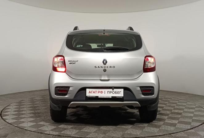 Renault Sandero II с пробегом 2018 года, цена 1 140 000 рублей, 119600 км, хэтчбек, Автокод Объявления