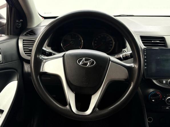 Hyundai Solaris I с пробегом 2011 года, цена 689 900 рублей, 231000 км, седан, Автокод Объявления