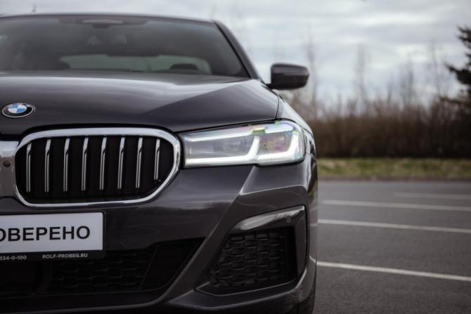 BMW 5 серии VII (G30/G31/G38) Рестайлинг с пробегом 2021 года, цена 4 279 700 рублей, 122414 км, седан, Автокод Объявления
